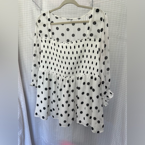 Torrid polka dot babydoll top - Picture 1 of 2